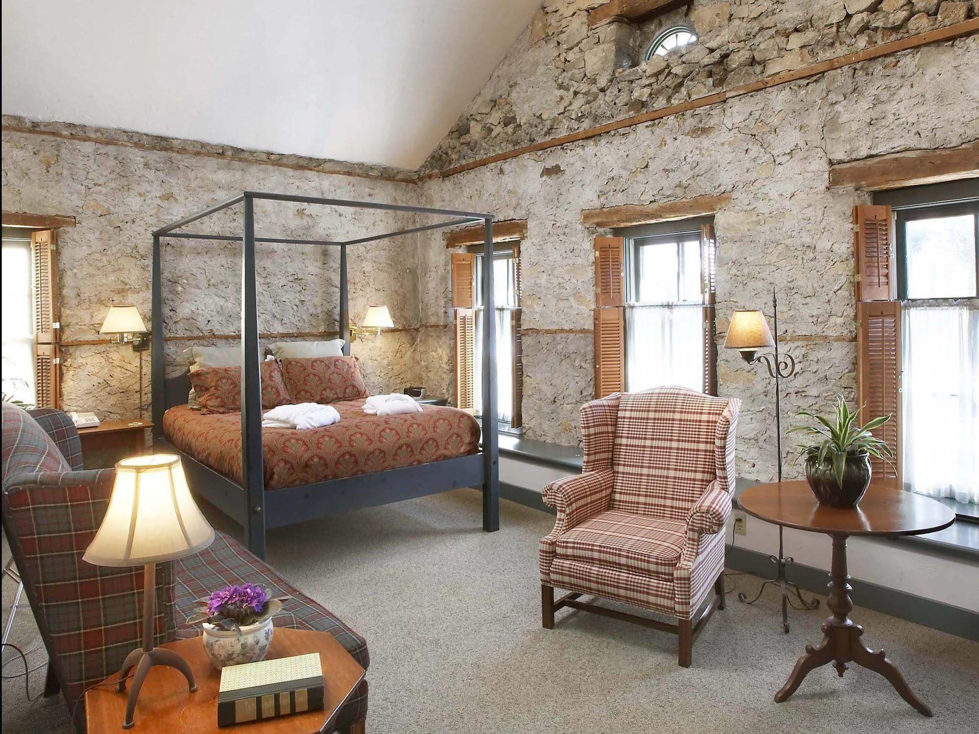 Washington House Inn Cedarburg Exterior photo